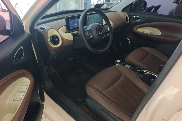 Used Wuling Bingo 2024 333 km Enjoyment Version
