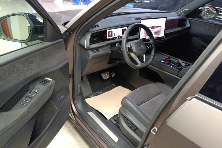 Used Volkswagen Teramont 2025 Tiguan Pro 450TSI Four-Wheel Drive Summit Edition
