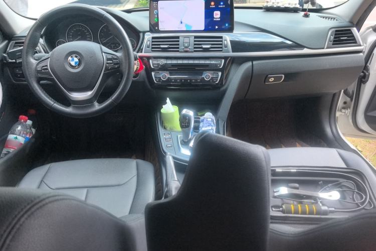 Used BMW 3 Series 2017 320Li Fashion Model Center Console