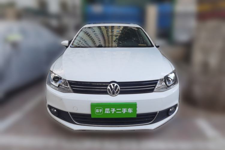 Used Volkswagen Sagitar 2014 1.6L Manual Comfort Model
