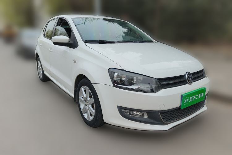 Used Volkswagen Polo 2013 1.4L Manual Comfort Edition Front Right 45 Deg