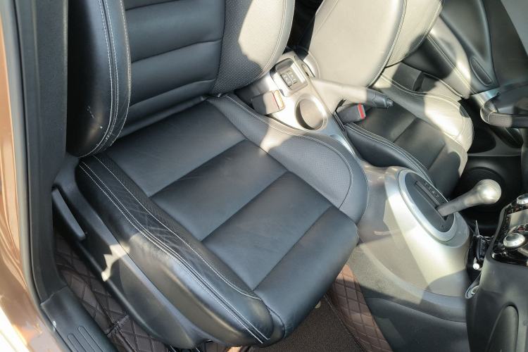 Used Infiniti ESQ 2014 1.6L Luxury Edition