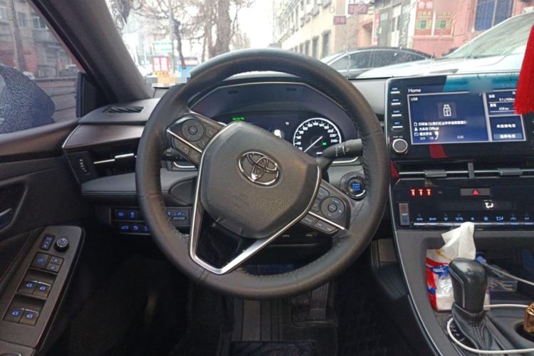 Used Toyota Avalon 2019 2.0L XLE Premium Edition China VI Steering Wheel