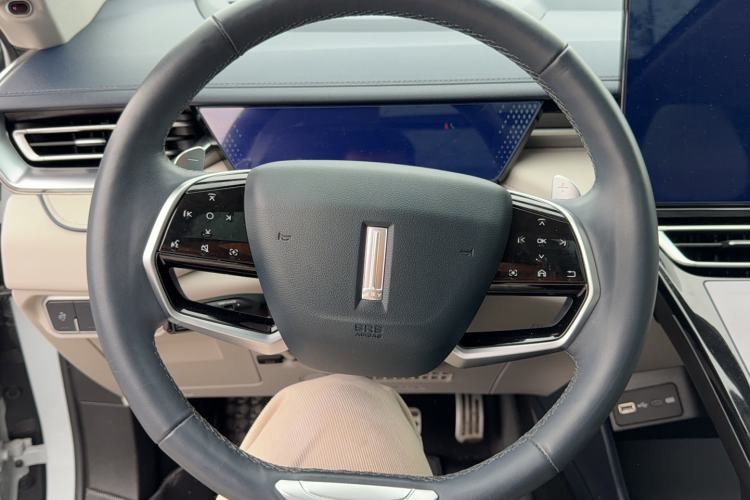 Used Wey Mocha 2021 2.0T Two-Wheel-Drive Premium Edition
