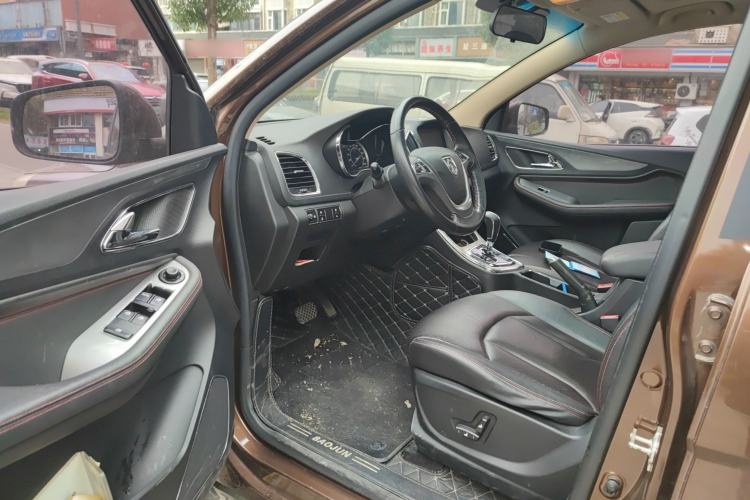 Used Baojun 560 2016 1.8L iAMT Luxury Model