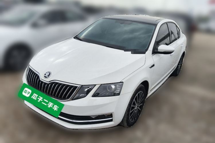 Used Skoda Octavia 2018 1.6L Automatic Luxury Edition