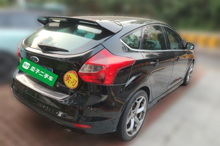 Used Ford Focus 2012 Hatchback 2.0L Manual Luxury Sport Model
