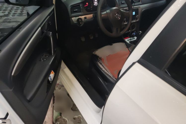 Used Volkswagen Lavida 2013 Revised Classic 1.6L Manual Fashion Edition