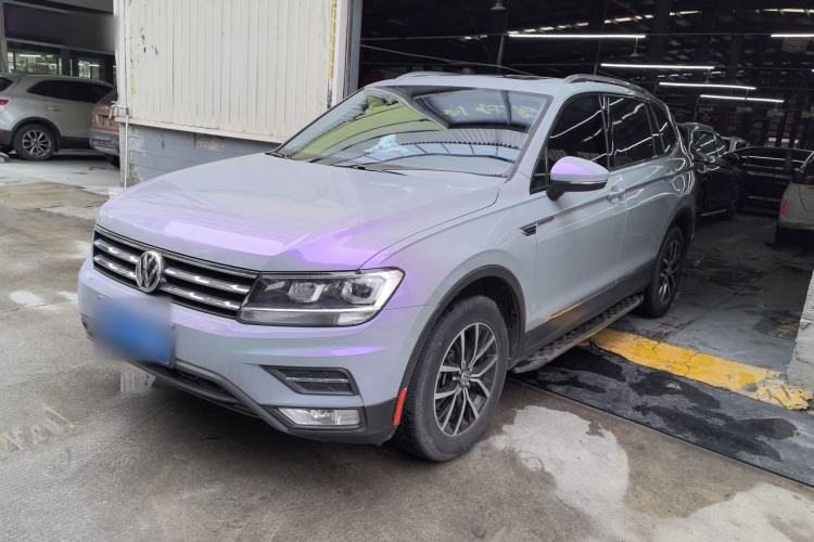 Used Volkswagen Tiguan L 2017 330TSI Automatic Two-Wheel Drive Luxury Edition