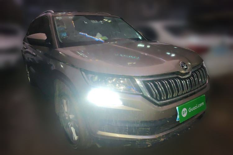 Used Skoda Kodiaq 2018 Facelifted TSI330 5-Seater Two-Wheel-Drive Comfort Edition
