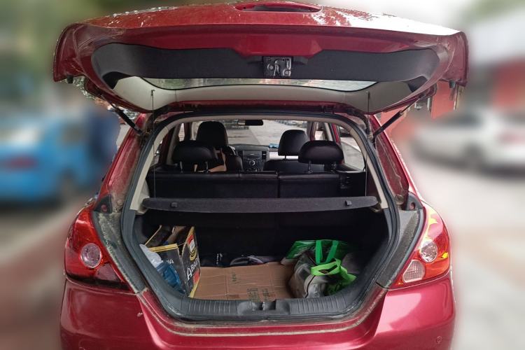 Used Nissan Tiida 2006 1.6 GE AT Trunk