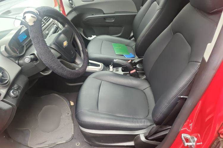 Used Chevrolet Aveo Sonic 2011 Hatchback 1.4L Automatic SL