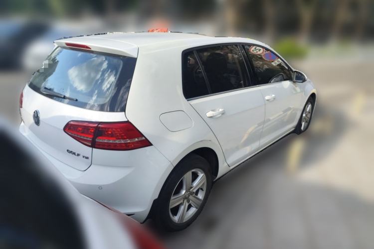 Used Volkswagen Golf 2014 1.4TSI Automatic Comfort Model Rear Right 45 Deg