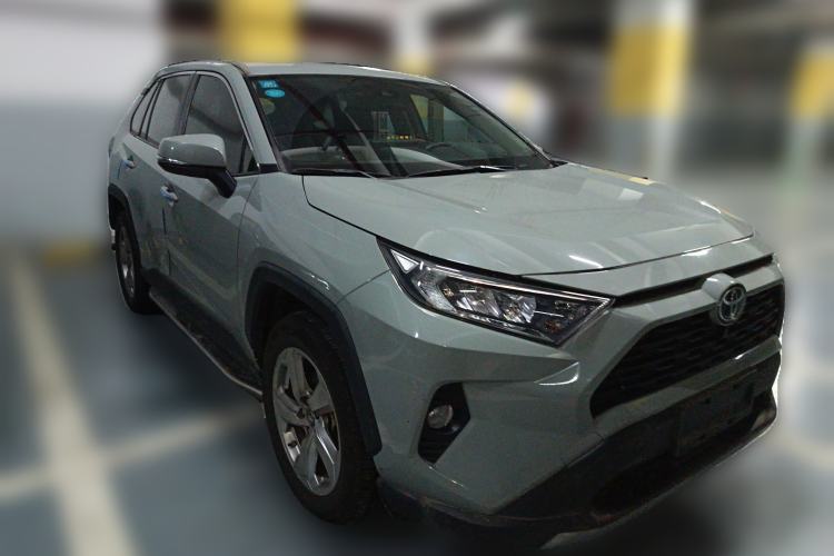 Used Toyota RAV4 2020 2.0L CVT 4x4 Trend Edition Front Right 45 Deg