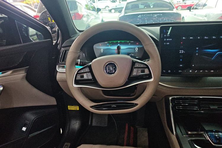 Used BYD Tang New Energy 2024 DM-i Glory Edition 112KM Prestige Model Steering Wheel