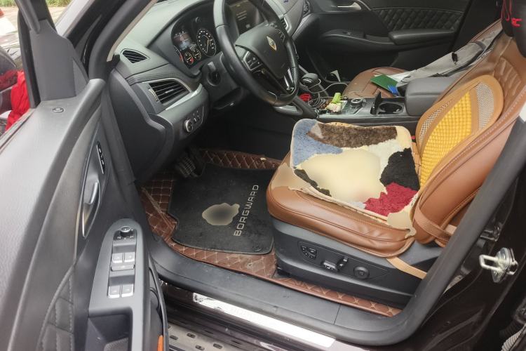 Used BORGWARD BX7 2016 28T Four-Wheel Drive Flagship Version 5 Seats
