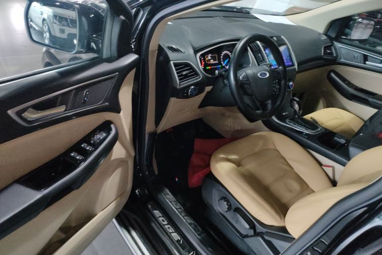 Used Ford Edge 2016 EcoBoost 245 Two-Wheel-Drive Titanium 5-Seater