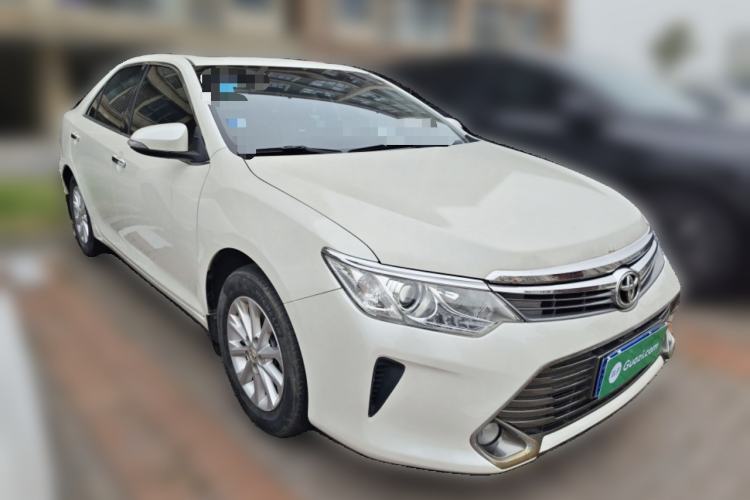 Used Toyota Camry 2016 2.0G 10th Anniversary Leading Edition Front Right 45 Deg