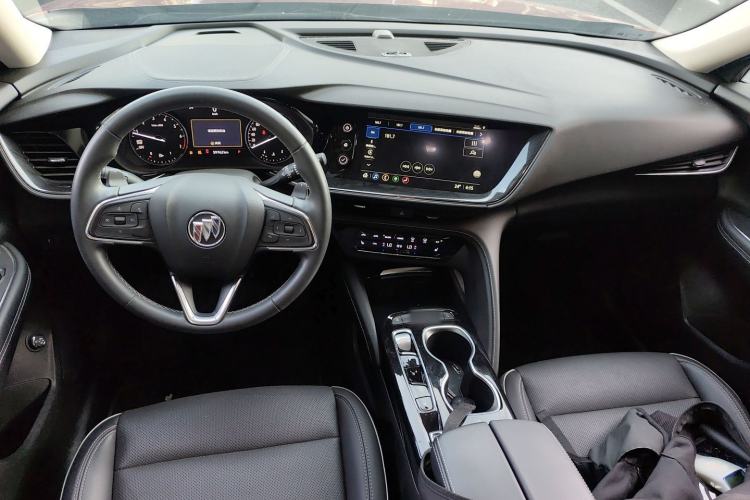 Used Buick Envision 2022 Encore S 652T Two-Wheel-Drive Luxury Model
