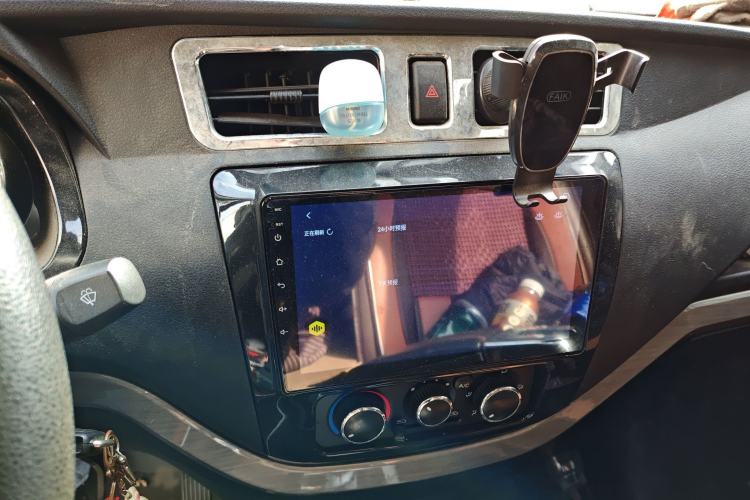 Used Foton Skyworth EV6 2023 Fast-Charging Version Audio And AC Panel