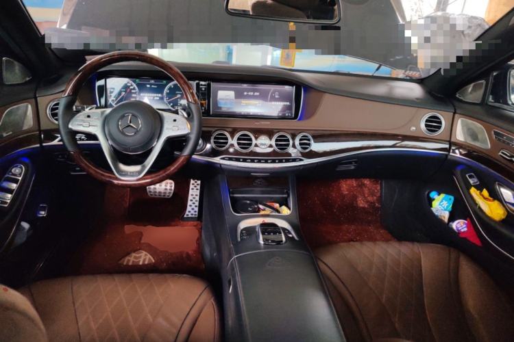 Used Mercedes-Benz Maybach S-Class 2016 S 400 4MATIC Center Console