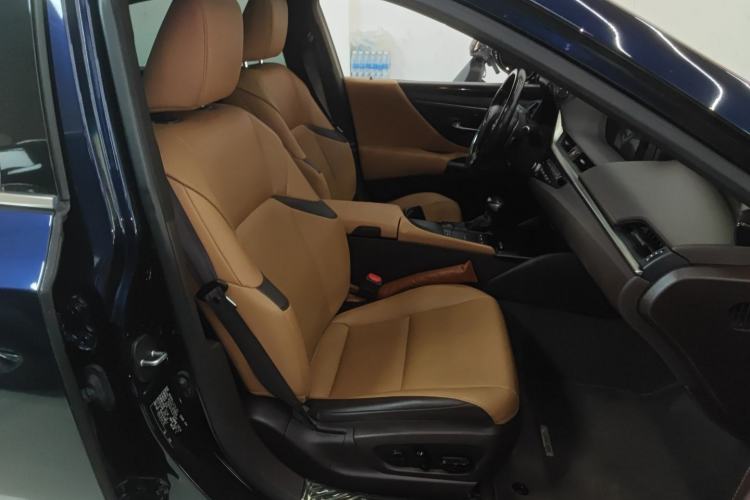 Used Lexus ES 2020 200 Luxury Edition