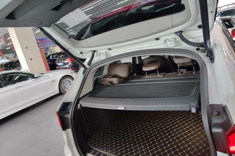 Used BMW X1 New Energy 2021 xDrive30Le Premium Edition Trunk