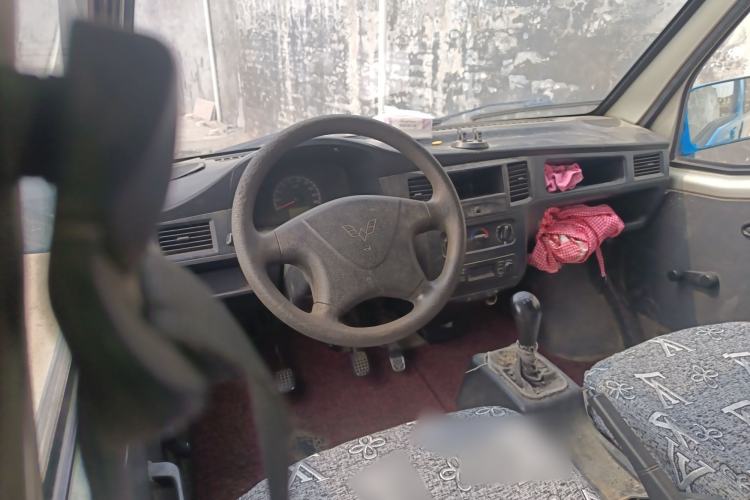 Used Wuling Zhiguang 2013 1.0L Practical Version