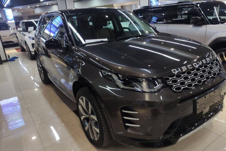 Used Land Rover Discovery Sport 2024 Luxury Custom Edition
