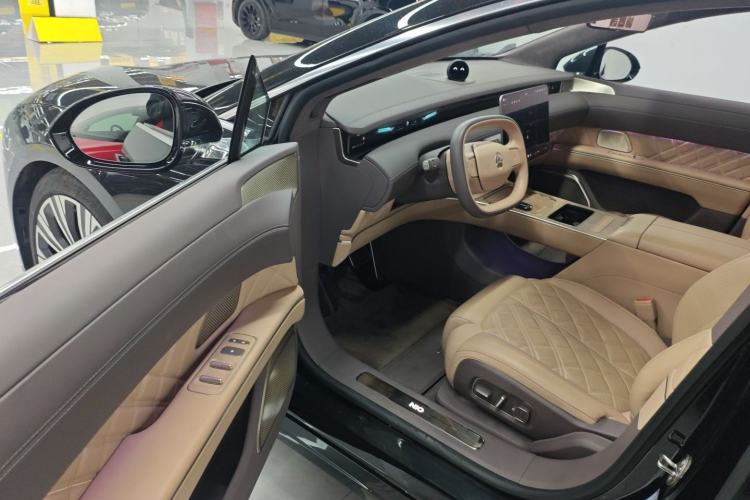 Used Nio ET9 2025 100kWh Signature Edition
