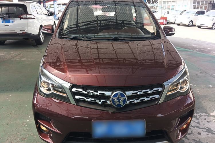 Used Venucia M50V 2017 1.6L XL CVT Luxury Edition