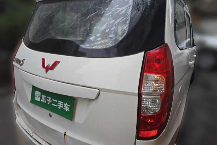 Used Wuling Hongguang 2014 1.5L S Standard Version