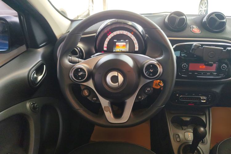 Used smart forfour 2018 1.0L 52kW Passion Edition
