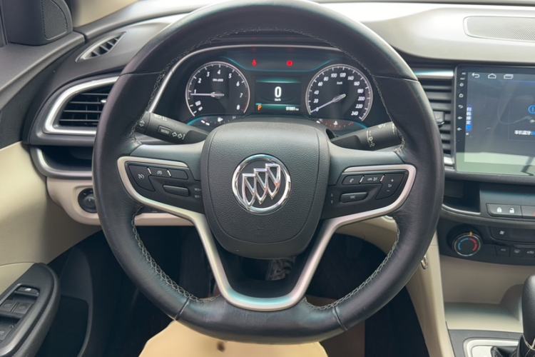 Used Buick GT 2018 15T Dual-Clutch Elite Model China V Standard Interior 8