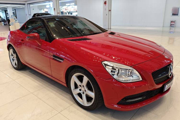 Used Mercedes-Benz SLK-Class 2011 SLK 200 Fashion Model

