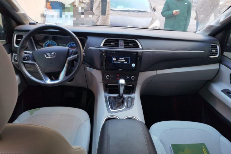 Used Huasong 7 2017 2.0T Automatic Standard Edition