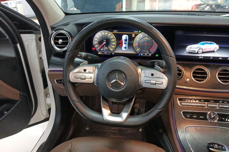 Used Mercedes-Benz E-Class 2019 E 300 L Sporty and Stylish Model
