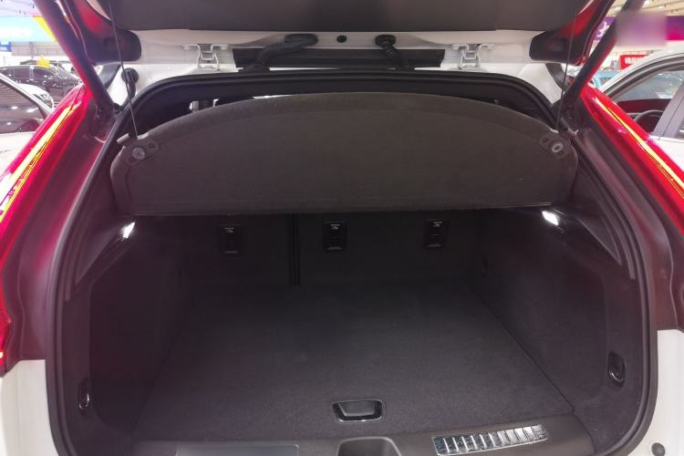 Used Cadillac XT4 2020 28T Two-Wheel-Drive Leading Version