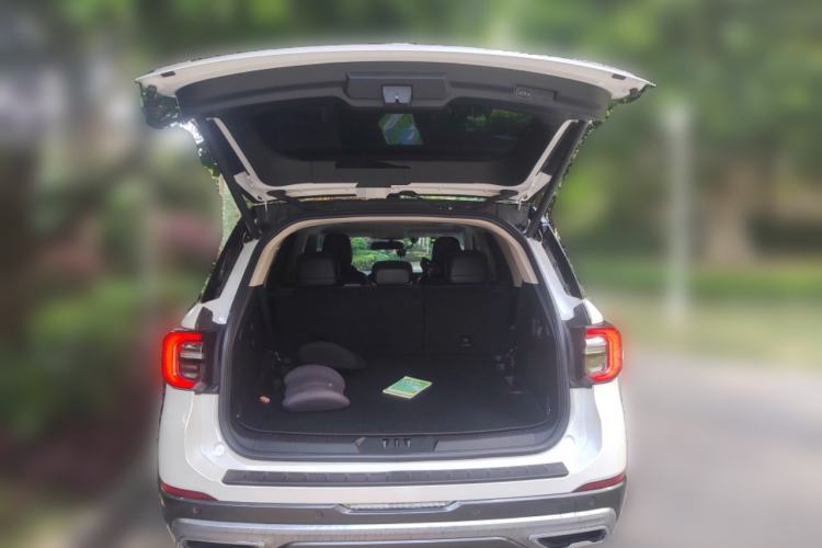 Used Ford Explorer 2023 EcoBoost 285 Four-Wheel Drive Stylish Plus Version 7 Seats
