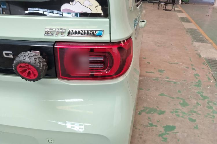 Used Wuling Hongguang MINIEV 2022 Macaron Premium Model – Lithium Iron Phosphate