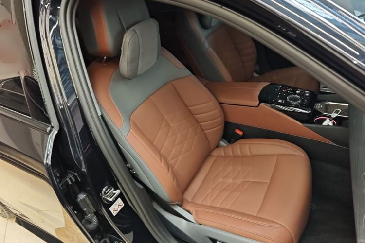 Used BMW 5 Series 2024 530Li Luxury Edition M Sport Package
