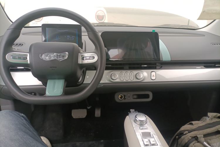 Used CHANGAN NEVO Lumin 2025 205 km Xiangqin Version
