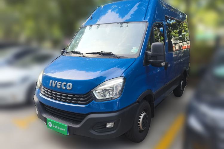 Used Iveco Eurocargo 2021 2.0T Manual Super-Rui Short Wheelbase High-Roof Side-Sliding Door F1A