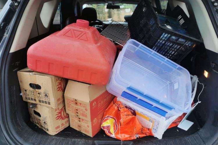 Used Dongfeng Fengon 580 2016 1.5T Manual Luxury Edition Trunk