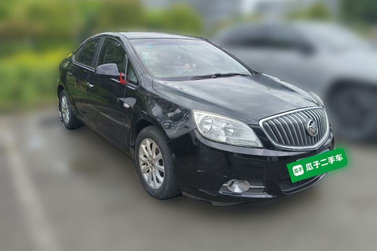 Used Buick GT 2013 GT 1.6L Automatic Fashion Edition Front Right 45 Deg