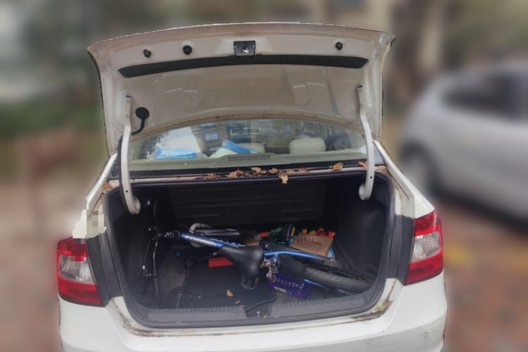 Used Skoda Rapid 2013 1.6L Manual Smart Selection Model Trunk