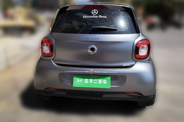 Used smart forfour 2016 1.0L 52 kW Passion Edition Rear