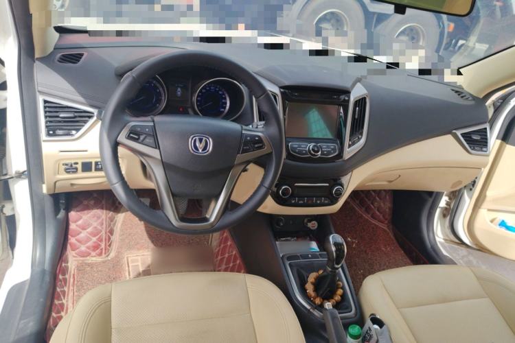Used CHANGAN Eado 2016 1.6L Manual Fashion Edition Center Console