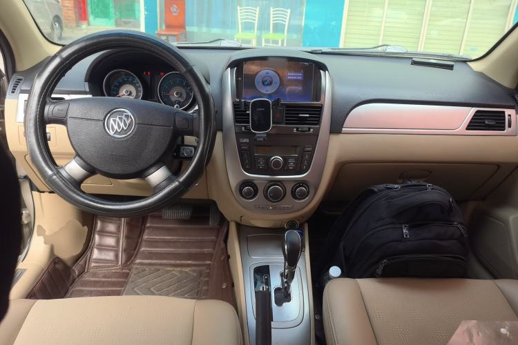 Used Buick Excelle 2013 1.5L Automatic Classic Model
