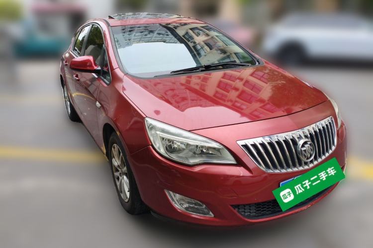 Used Buick GT 2014 XT 1.6L Automatic Fashion Edition Front Right 45 Deg